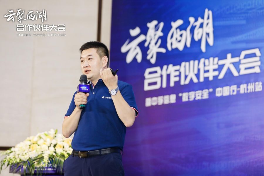 16249310767503405kAV.jpg 杭4.jpg